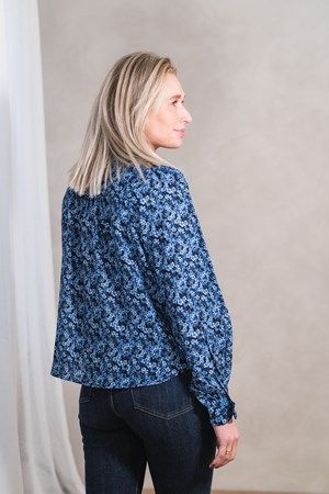 RAUS Astrid Shirt AOP Blue Iolite Flw