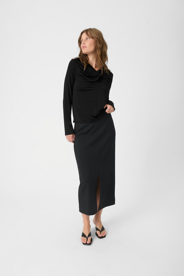 SOAKED IN LUXURY SLClara Blouse Black