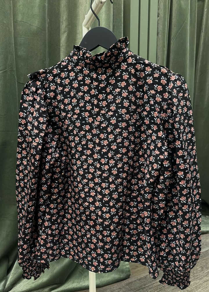 A-VIEW Andrine Shirt Black/Rosa