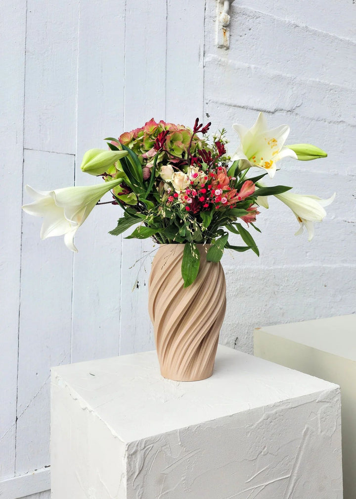 DAZZLE & DAWN Wave Vase Waterproof Wood M. Light Oak