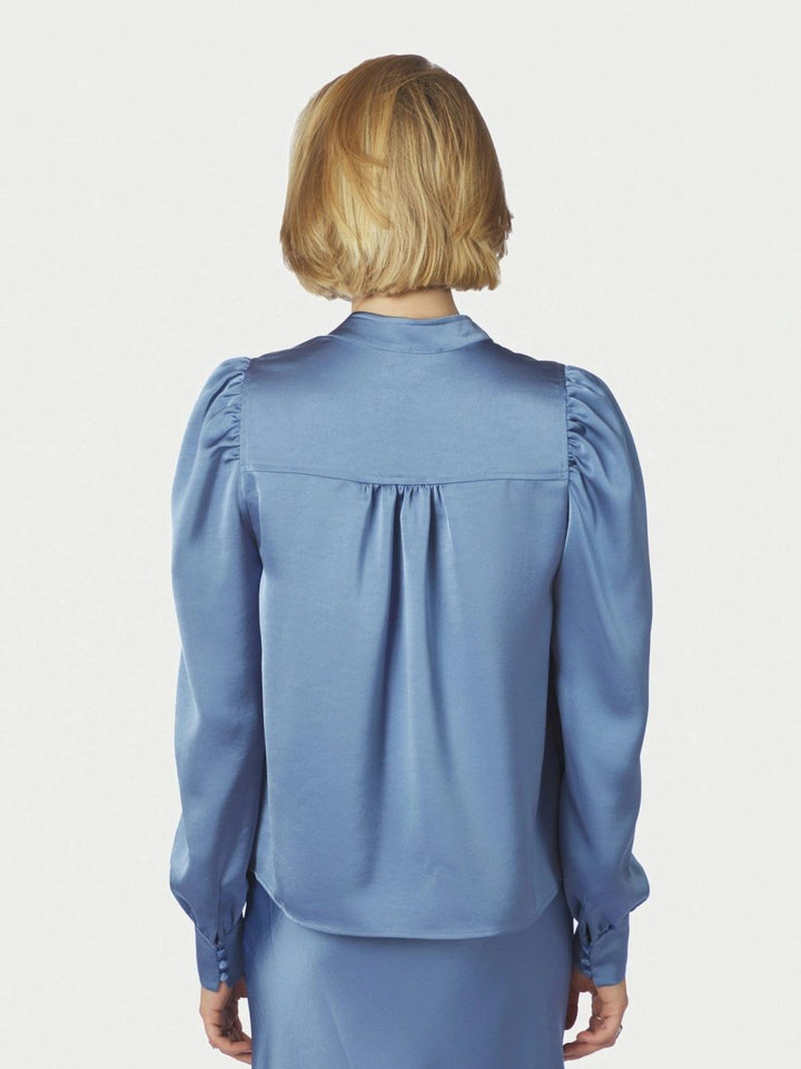 NEO NOIR Rosslyn Heavy Sateen Blouse Smoke Blue