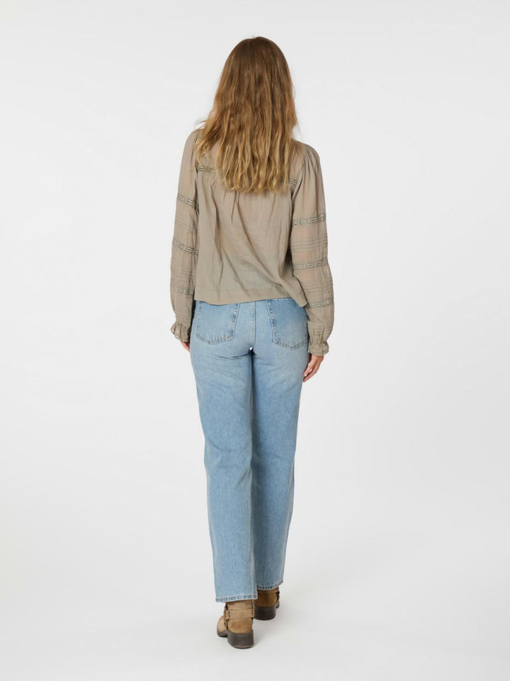 NEO NOIR Lyla S Voile Blouse Smoke Green