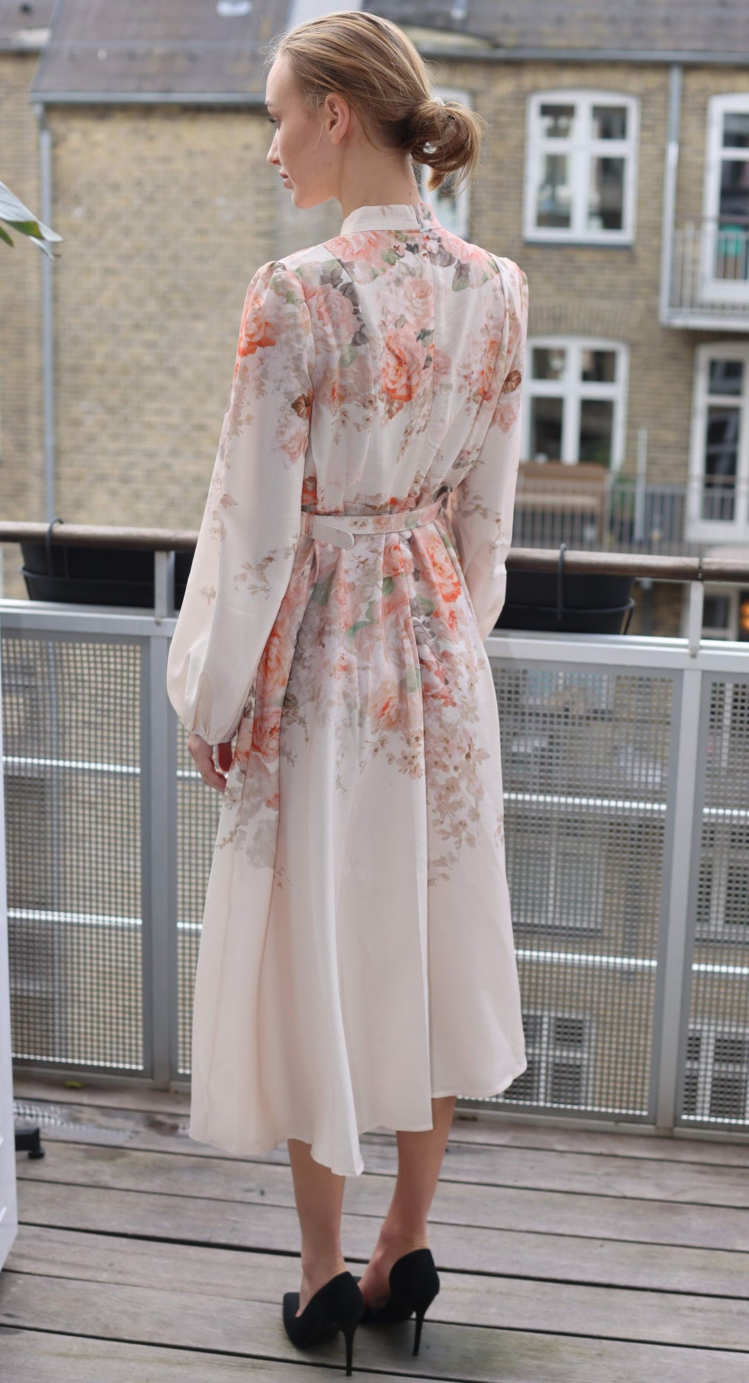 LONG DRESS With Shiny Buttons Advanced Digital Print Beige/Rose