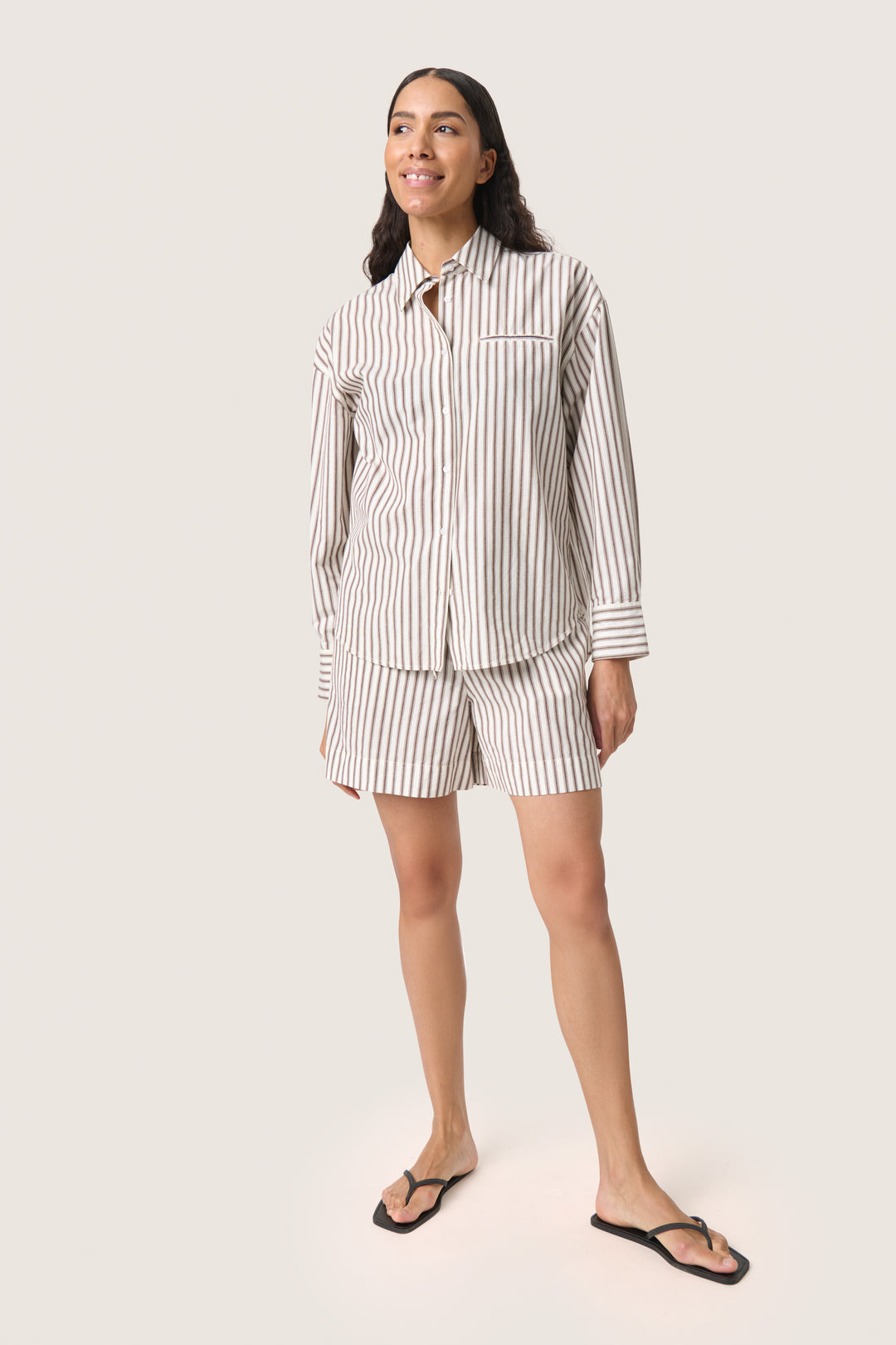 SOAKED IN LUXURY SLMunevo Regular Shirt Brown And White Stripe