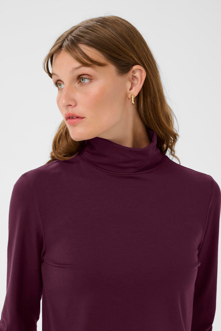 SOAKED IN LUXURY SLHanadi Rollneck Ls Winetasting