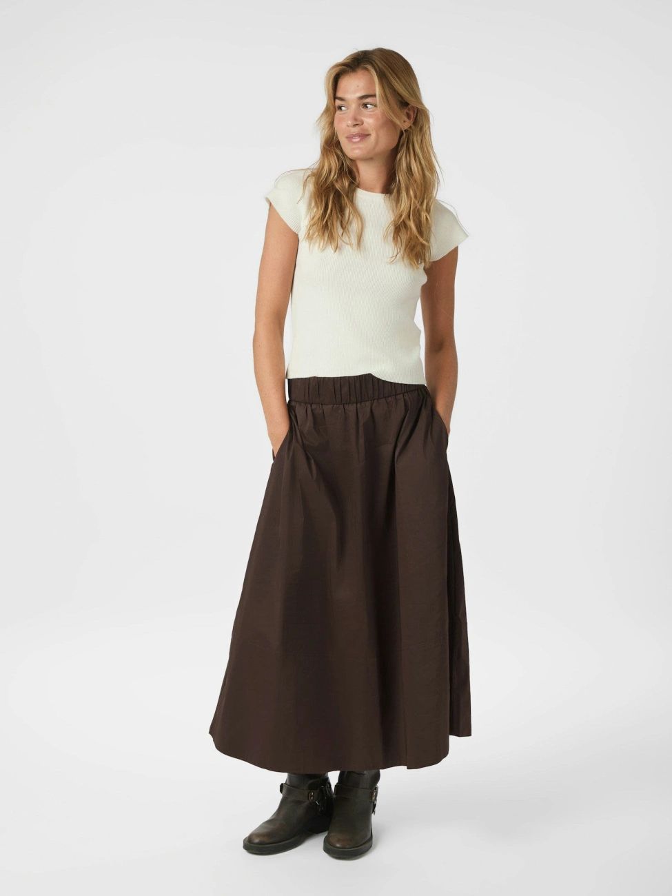 NEO NOIR Yara Poplin Skirt Chocolate Brown