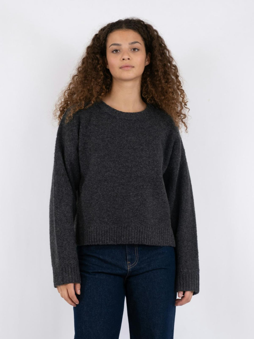 NEO NOIR Detri Solid Knit Blouse Antracit