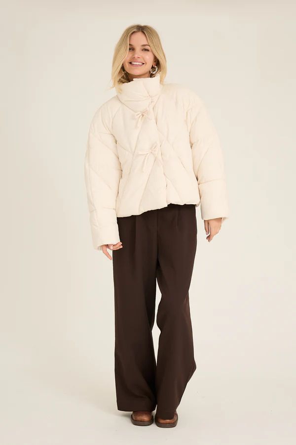 A-VIEW Bowy Puffer Jacket Off White