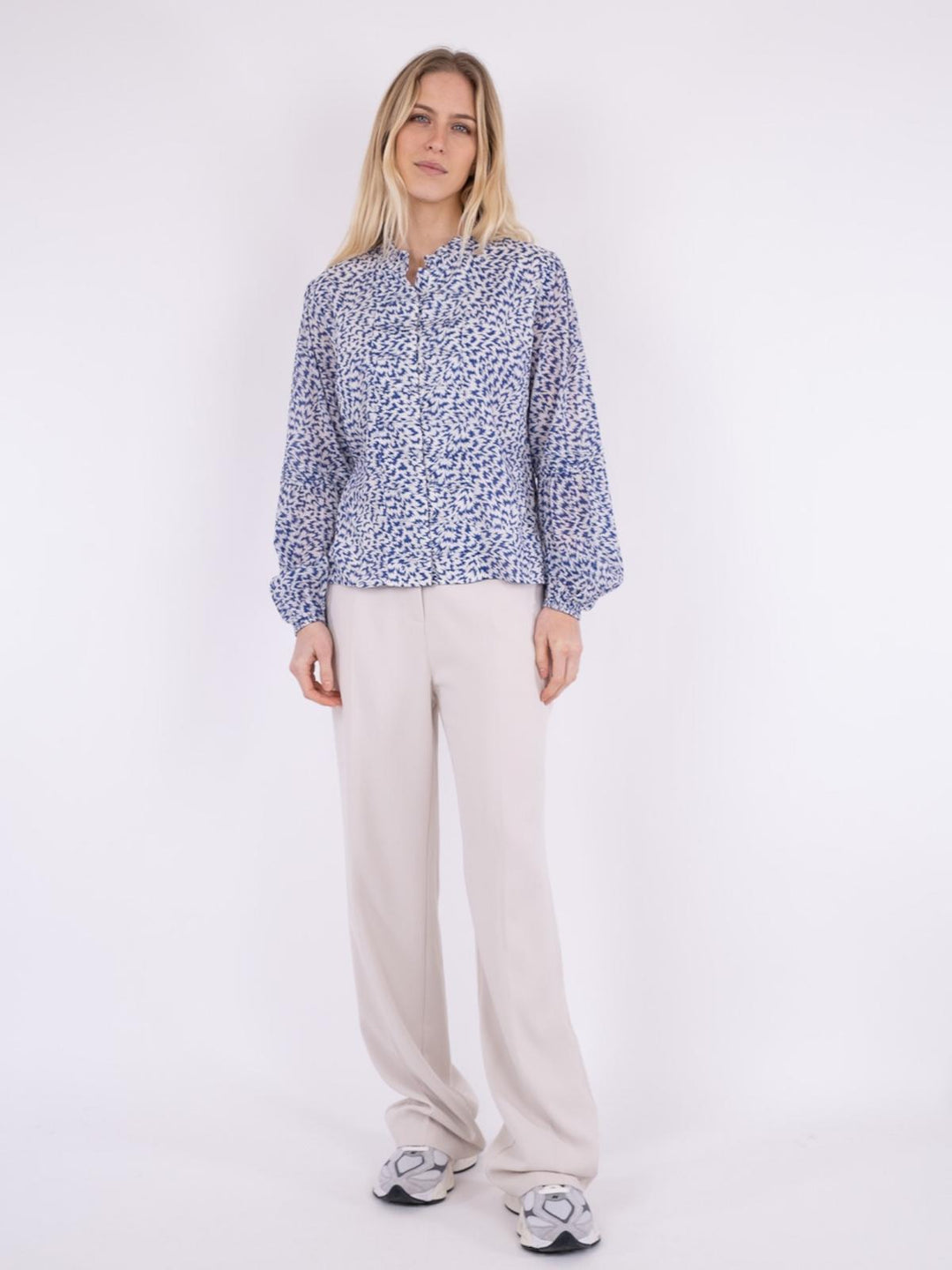 NEO NOIR Annia S Simple Ikat Blouse Blue