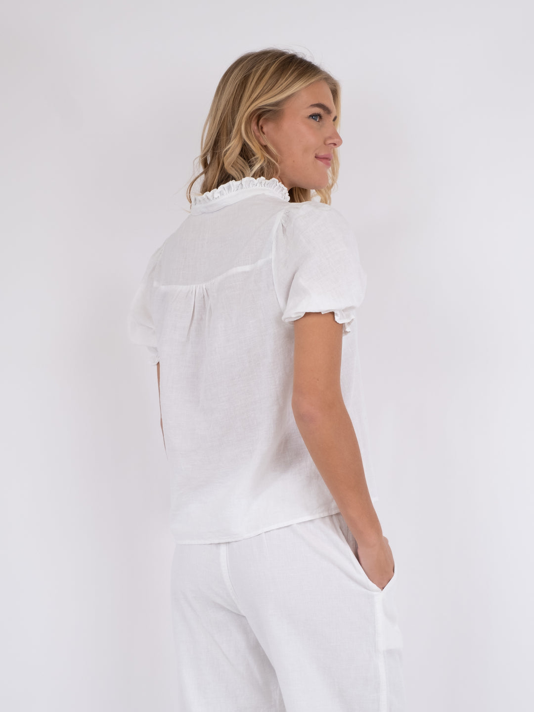 NEO NOIR Odesa Linen Blouse White