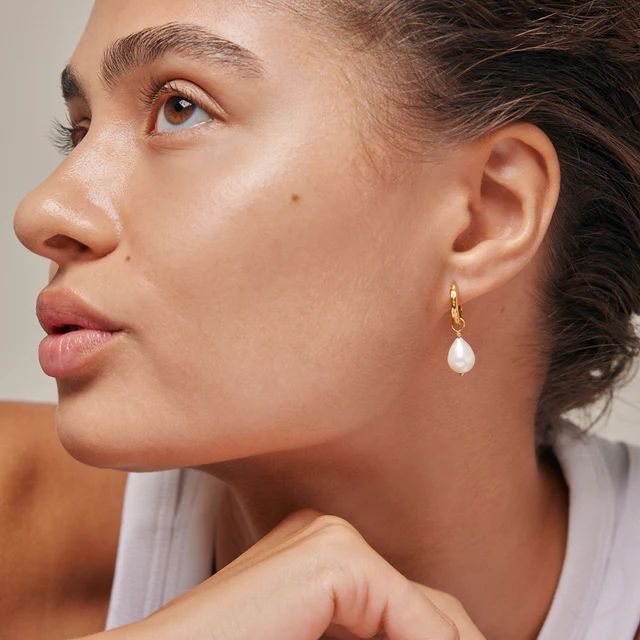 ENAMEL COPENHAGEN Significant Pearl Hoops Pearls