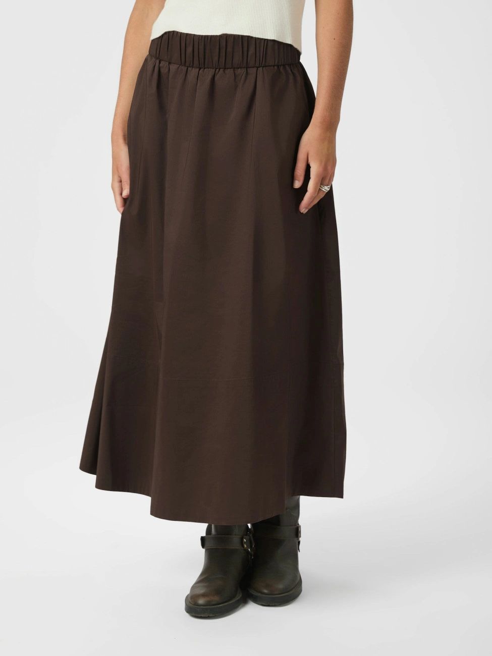 NEO NOIR Yara Poplin Skirt Chocolate Brown