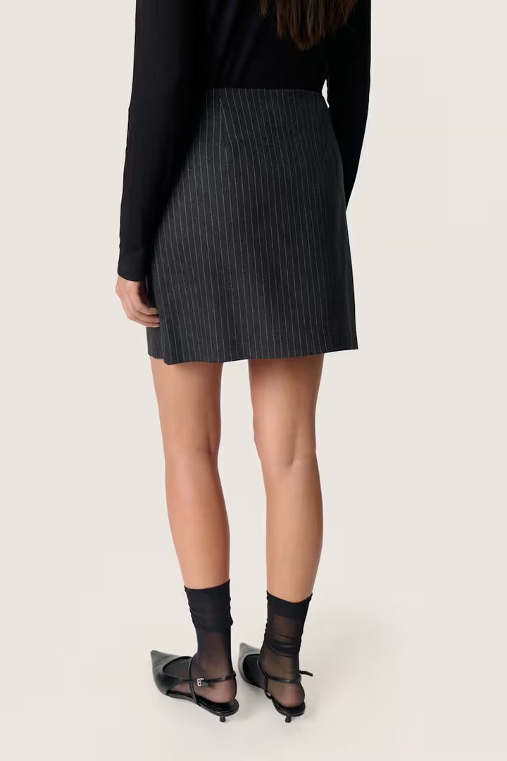 SOAKED IN LUXURY SLMalodi Mini Skirt Grey Melange Pinstripe