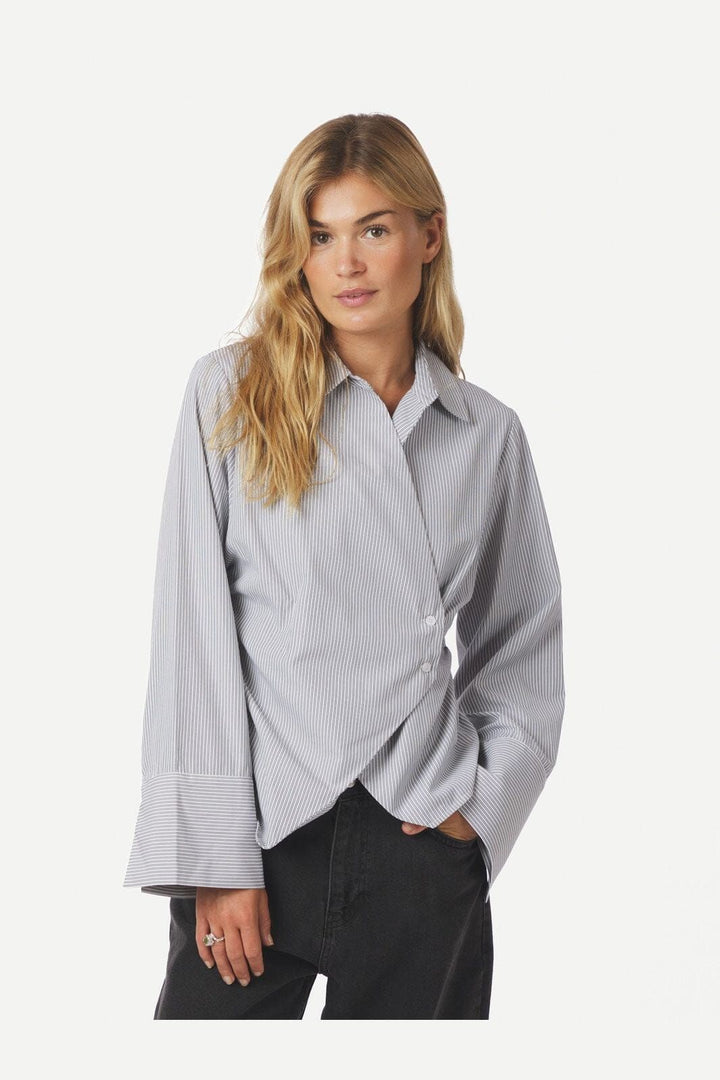 NEO NOIR Fenli Striped Shirt Grey