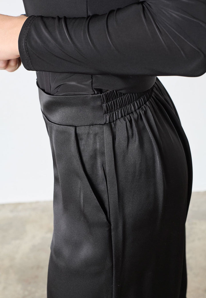 SISTERS POINT Verina-PA5 Black