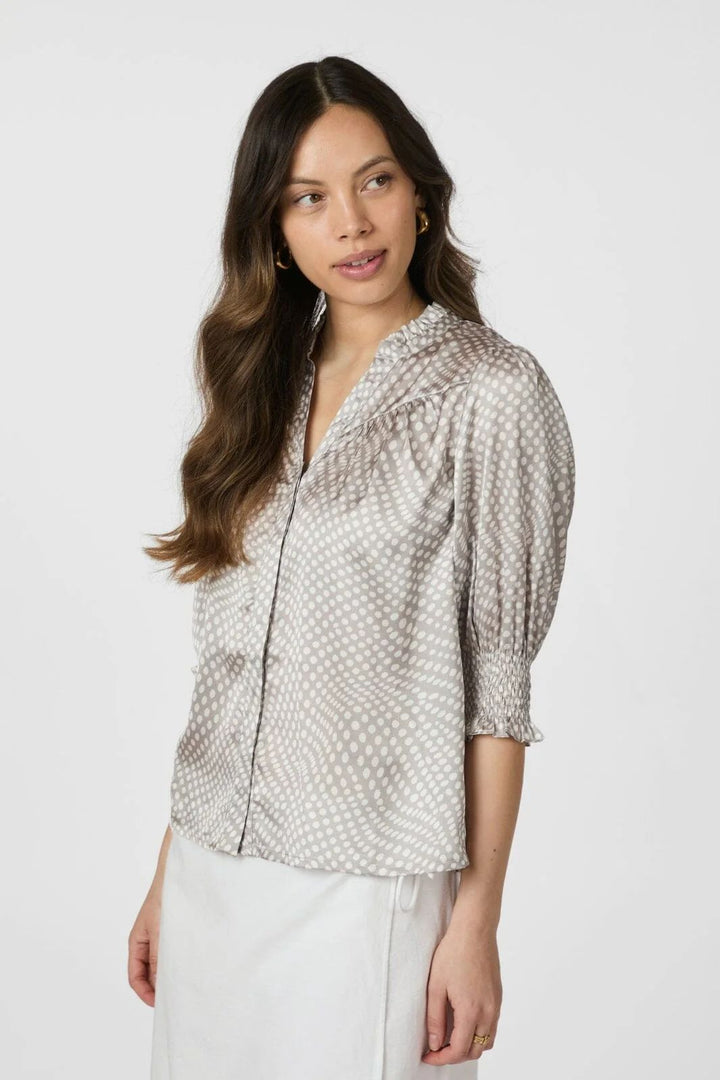 NEO NOIR Diana Vibrant Dot Blouse Light Taupe