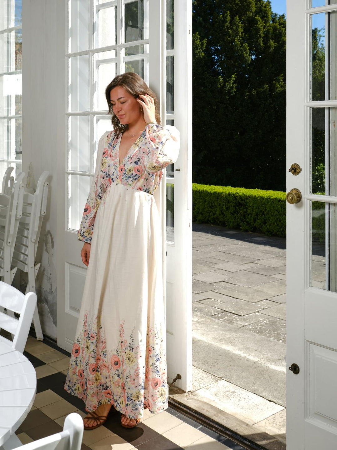 NEO NOIR Silfi Flower Print Dress Creme