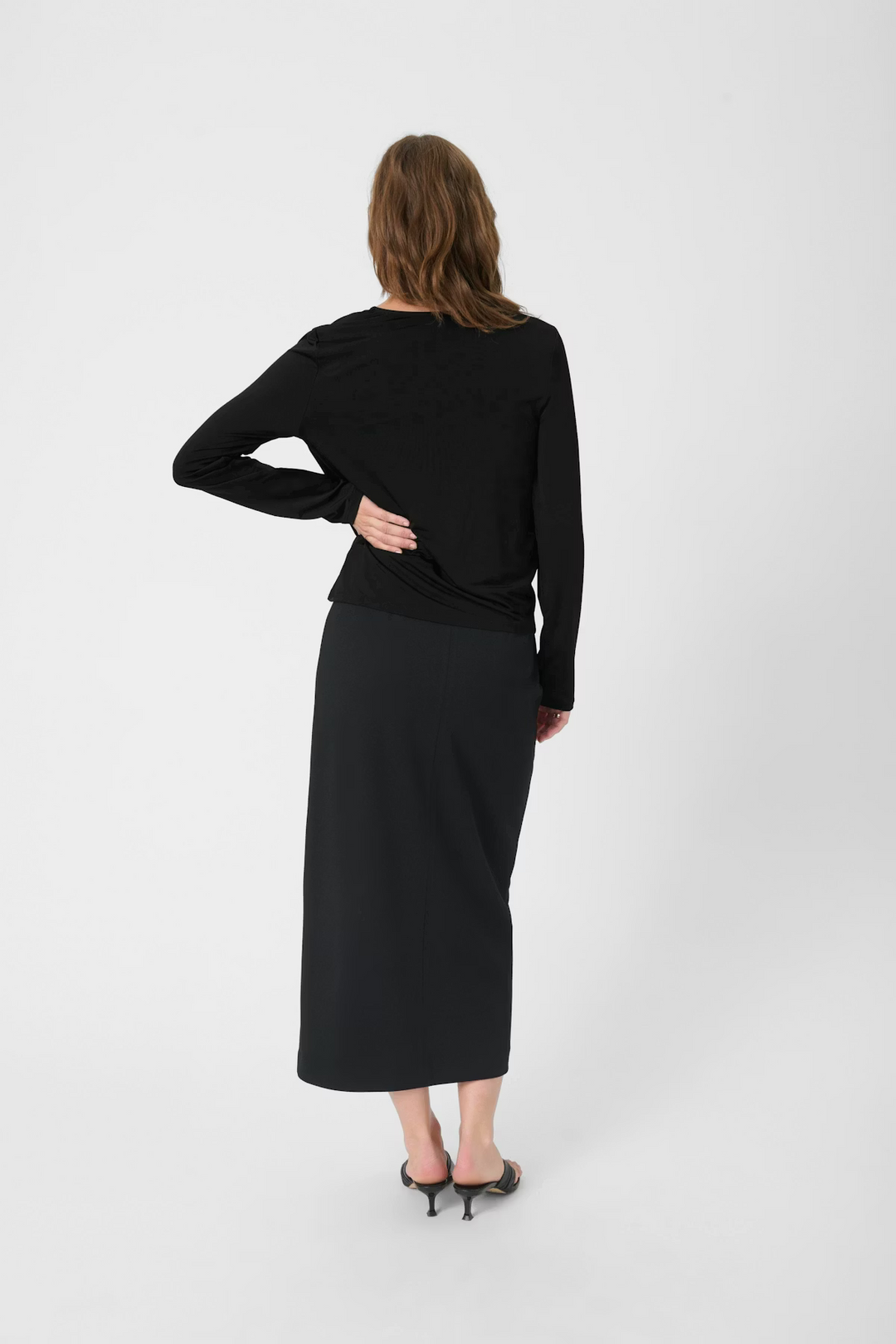 SOAKED IN LUXURY SLClara Blouse Black