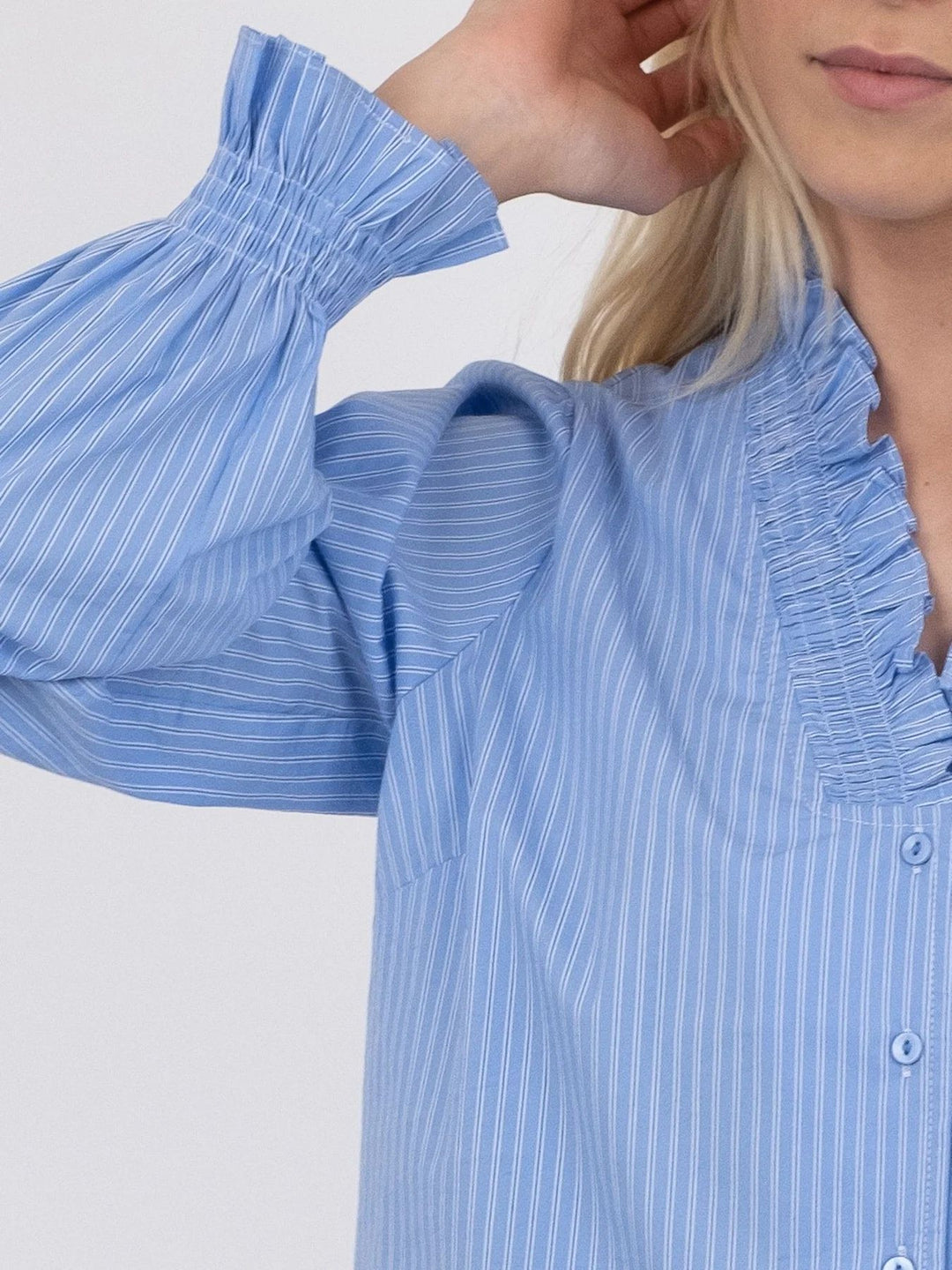 NEO NOIR Brielle Stripe Shirt Light Blue