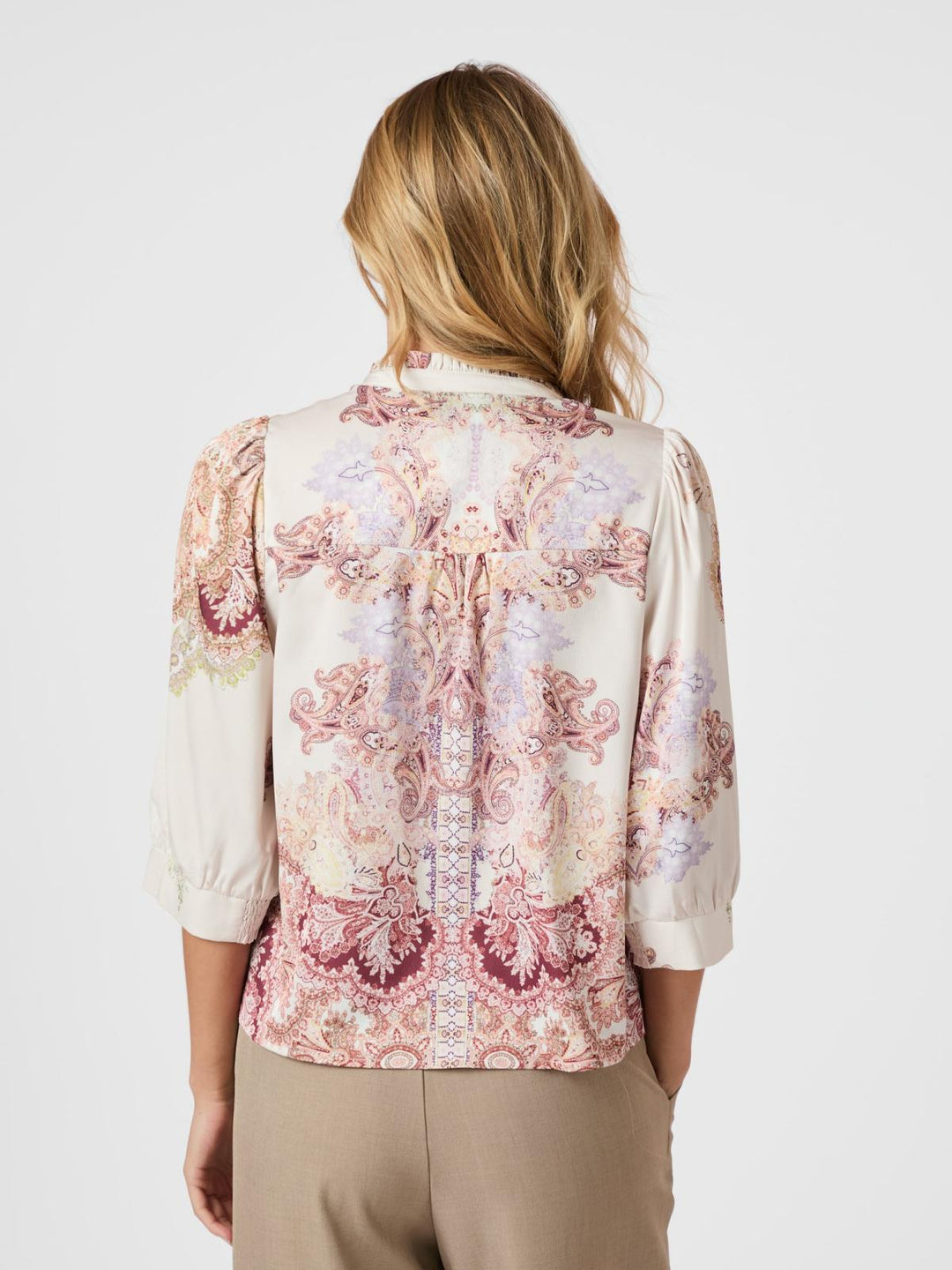 NEO NOIR Roselle Artist Paisley Blouse Ivory