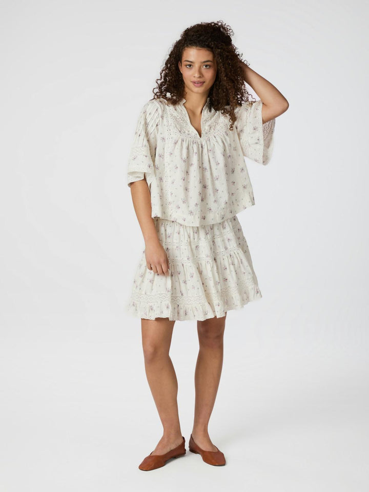 NEO NOIR Siama Dobby Flower Blouse Off White
