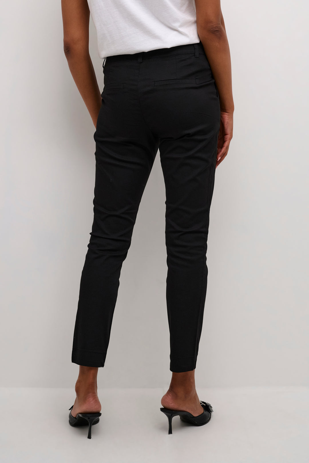 KAFFE KAlea 7/8 Chino Pant Black Deep