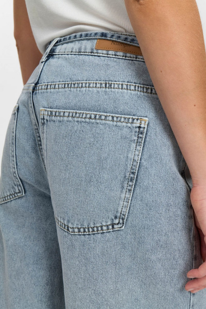 NÜMPH NUbrooklyn Jeans Light Blue Bleach