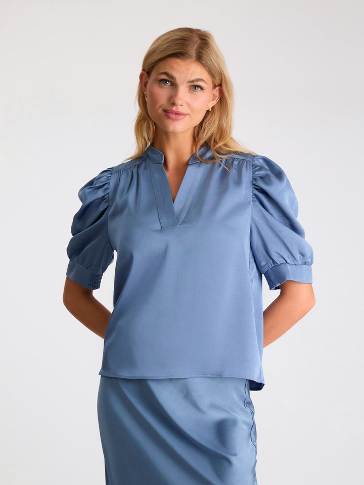 NEO NOIR Roella Heavy Sateen Blouse Smoke Blue