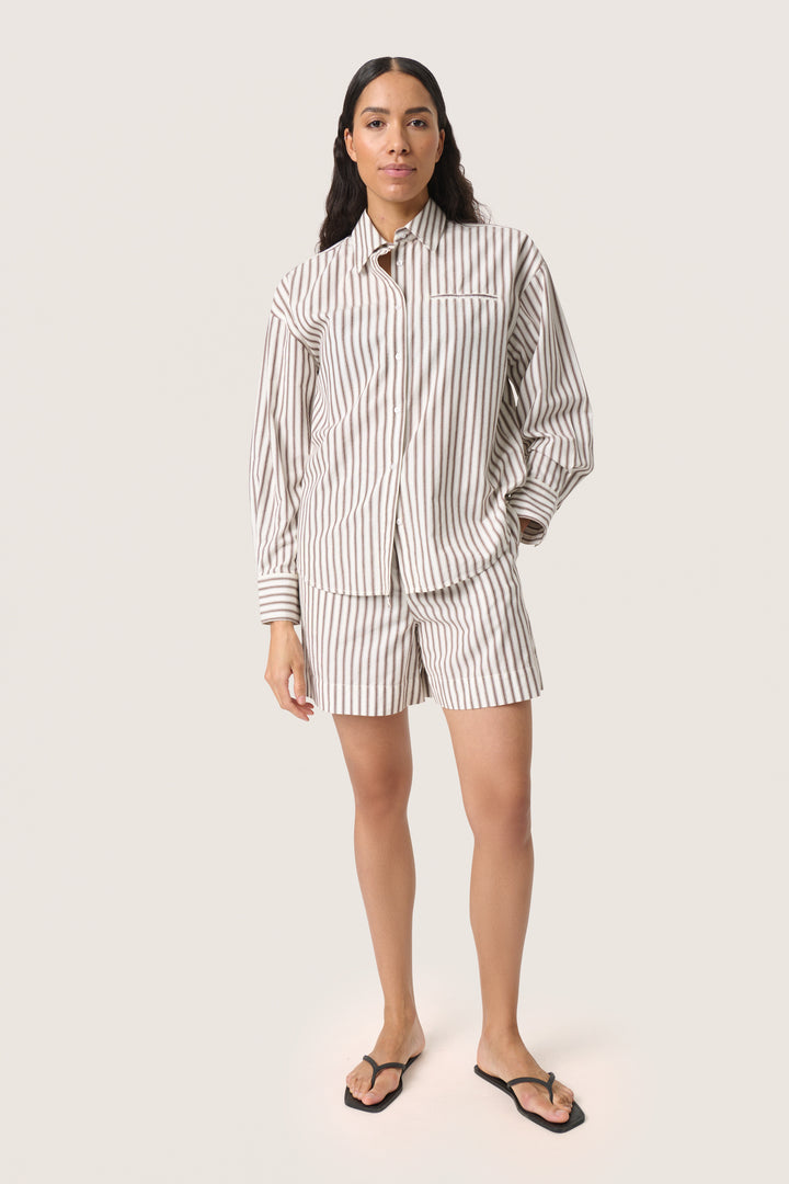 SOAKED IN LUXURY SLMunevo Regular Shirt Brown And White Stripe
