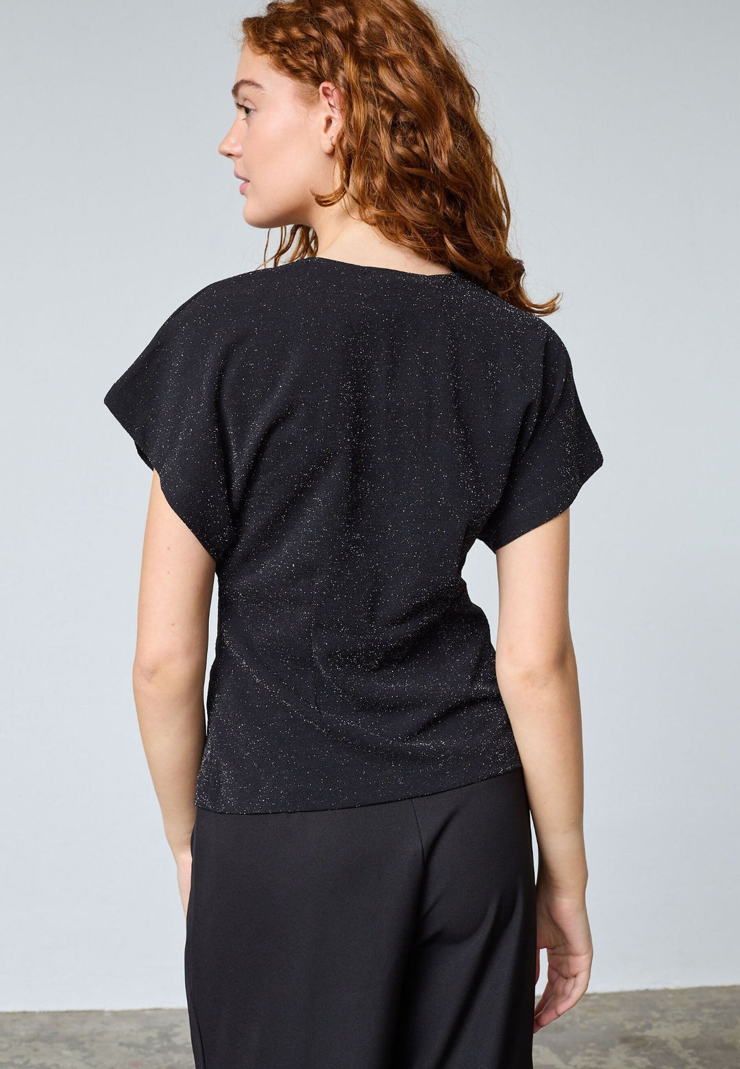 SISTERS POINT Gevela-VE3 Black/Silver