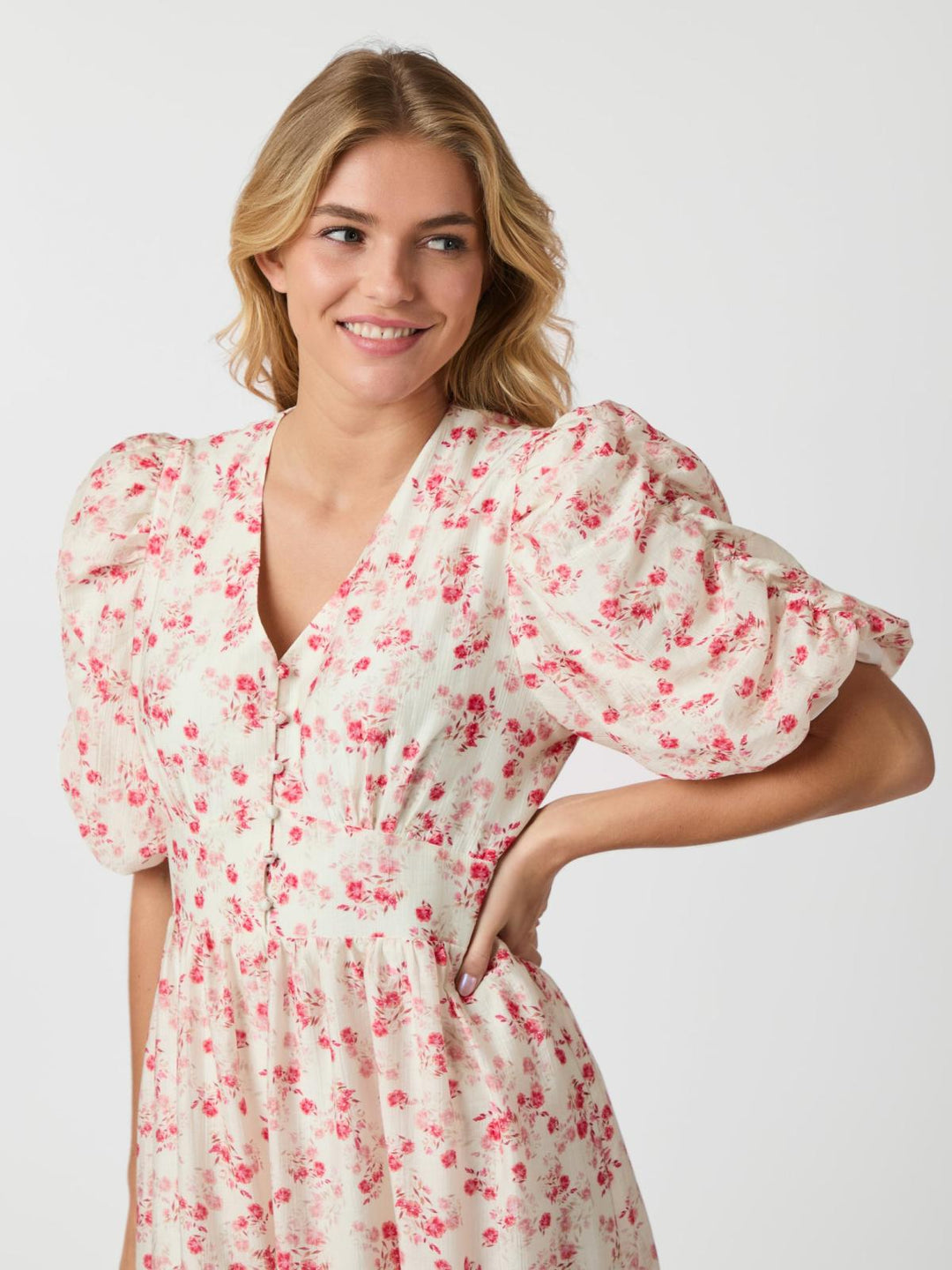NEO NOIR Rilana Pretty Flower Dress Red