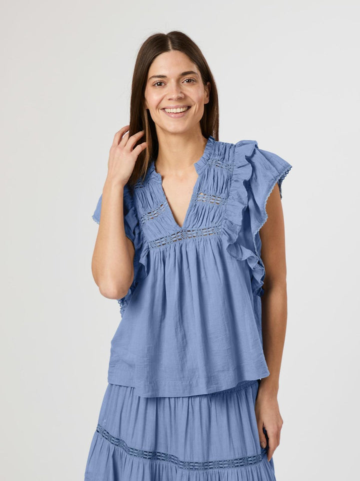 NEO NOIR Jayla S Voile Top Smoke Blue
