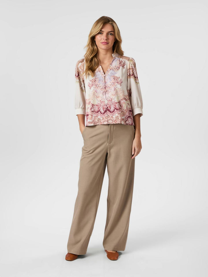 NEO NOIR Roselle Artist Paisley Blouse Ivory