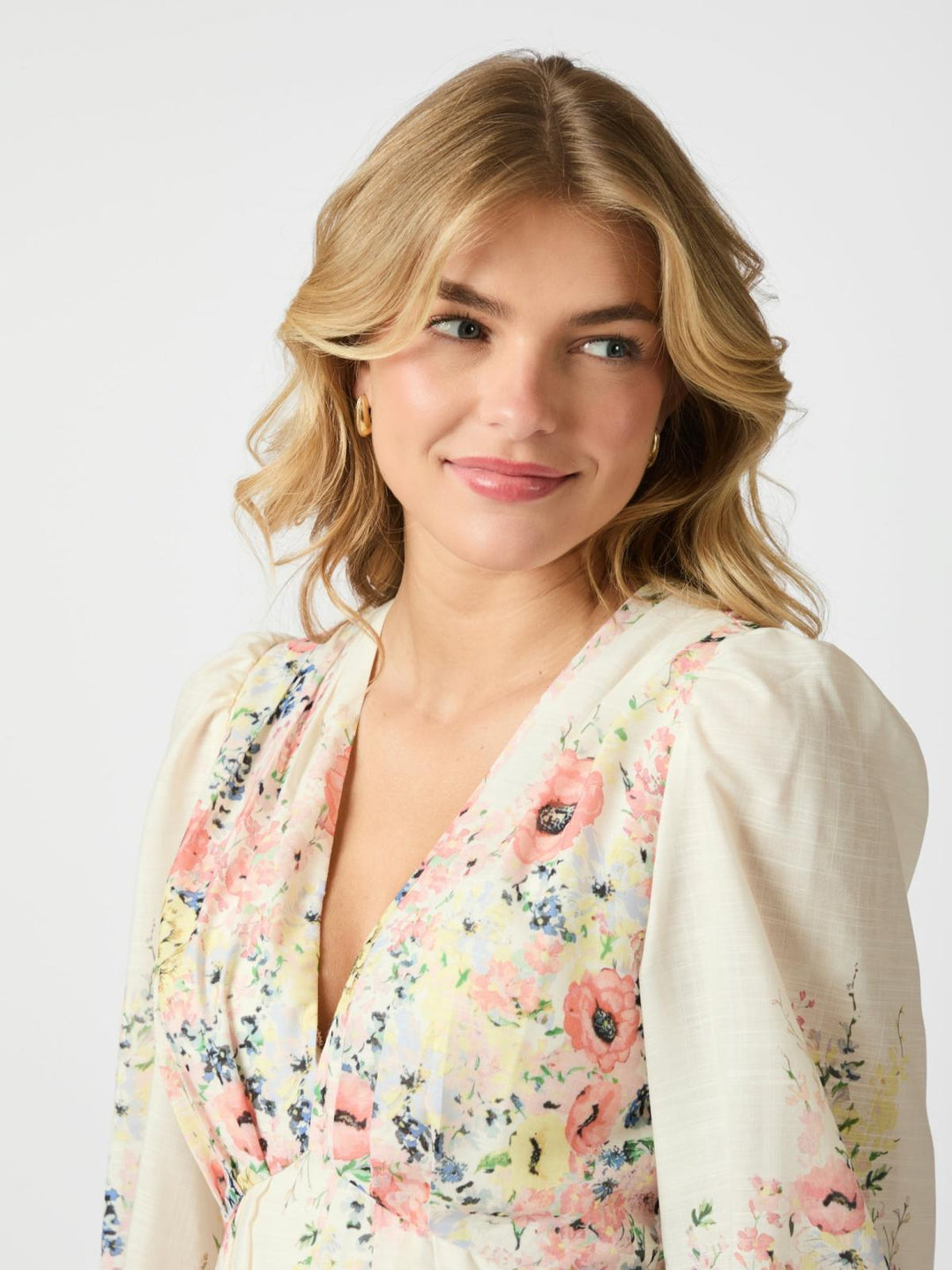 NEO NOIR Silfi Flower Print Dress Creme