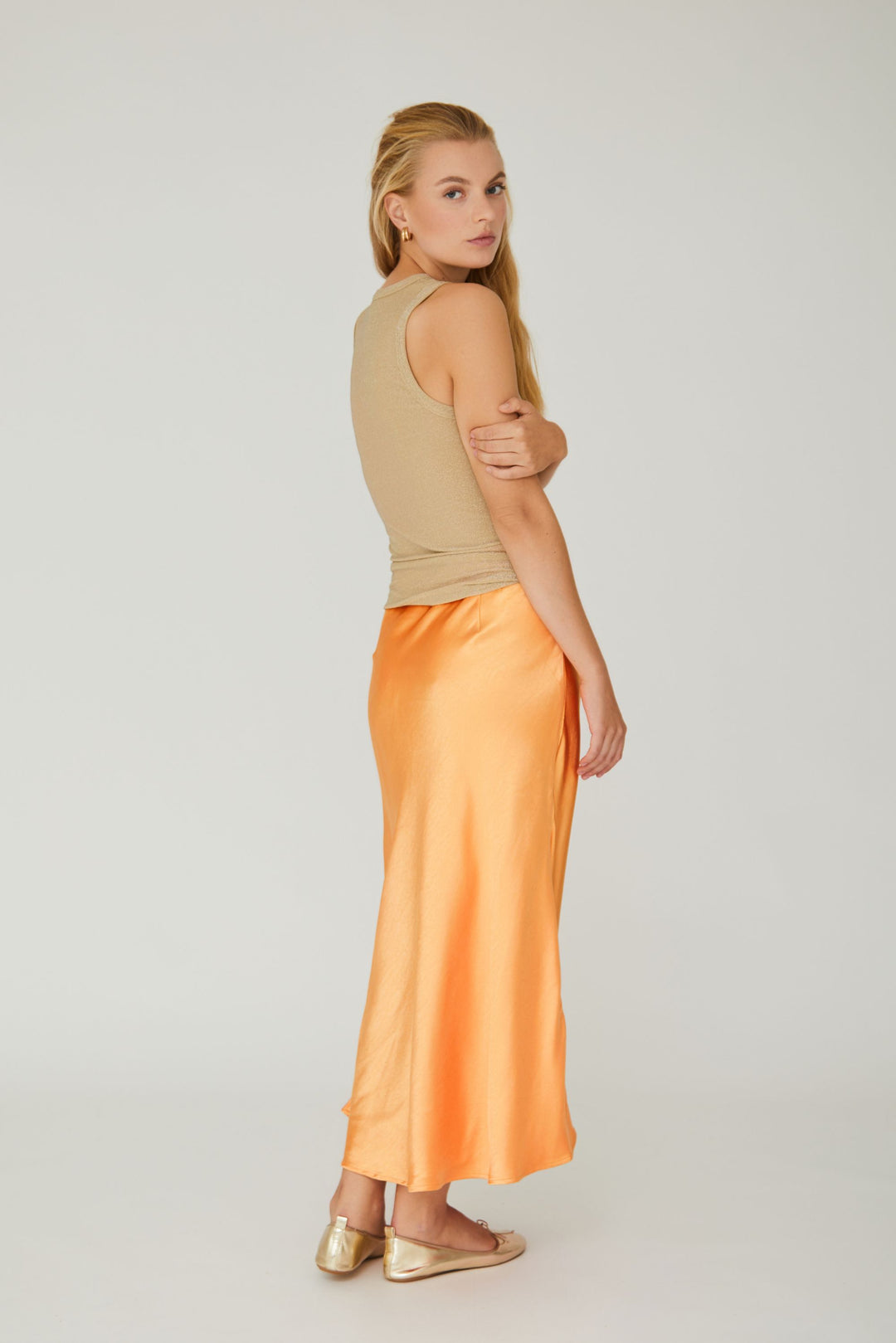 A-VIEW Carry Sateen Skirt Orange