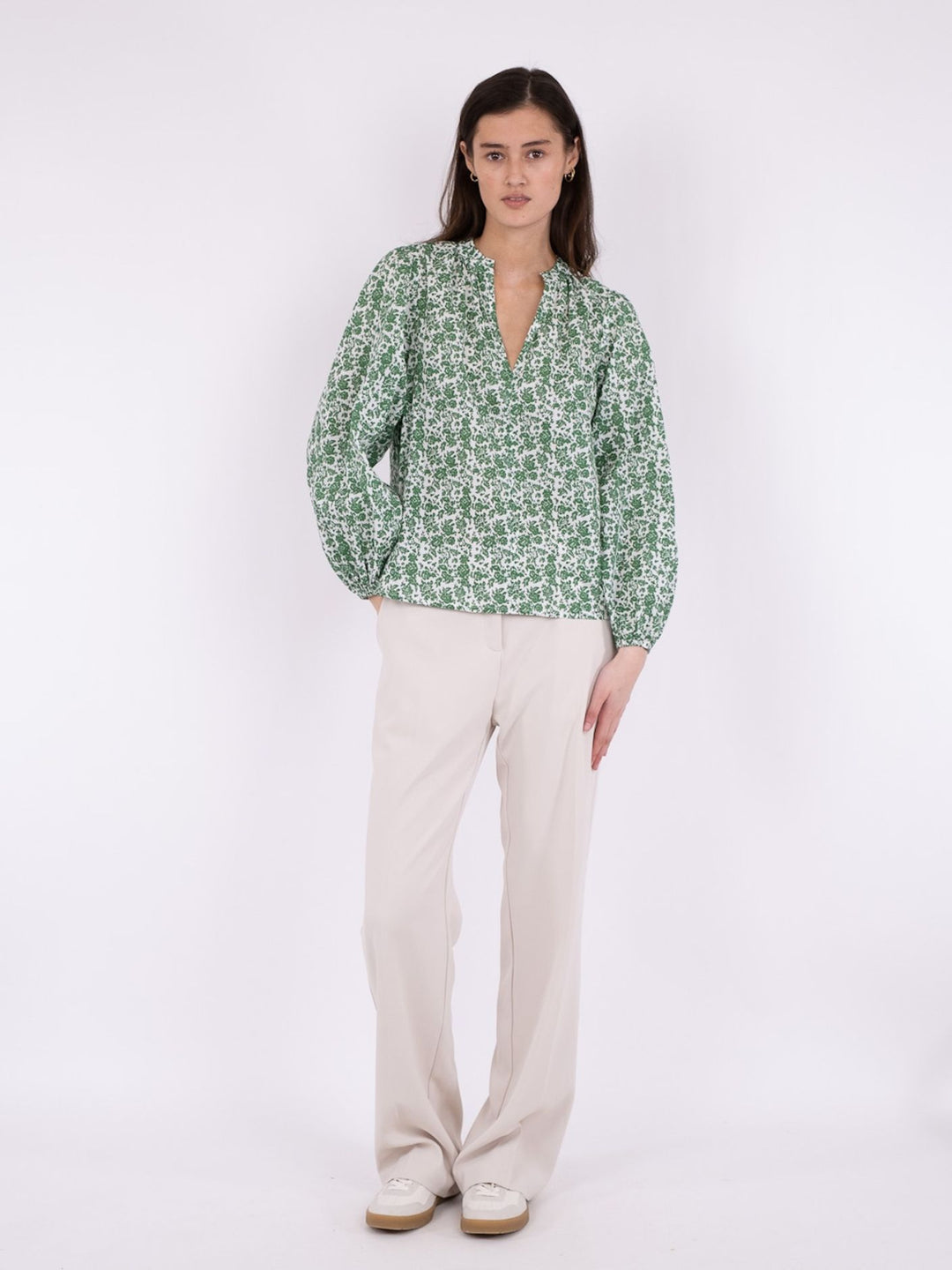 NEO NOIR Anett Ikat Flower Blouse Green