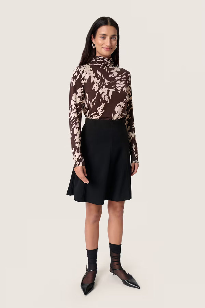 SOAKED IN LUXURY SLBea Skater Skirt Black