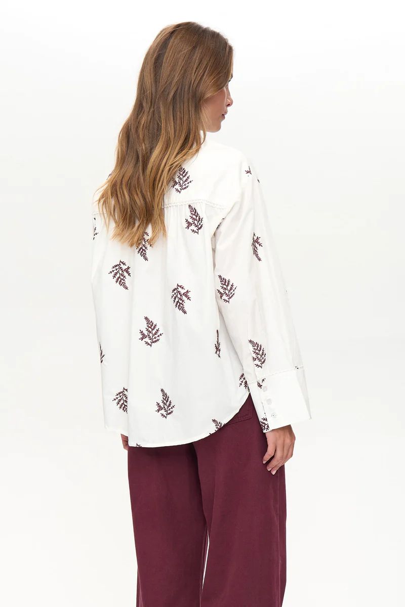 NÜMPH Nubaily Shirt Winetasting