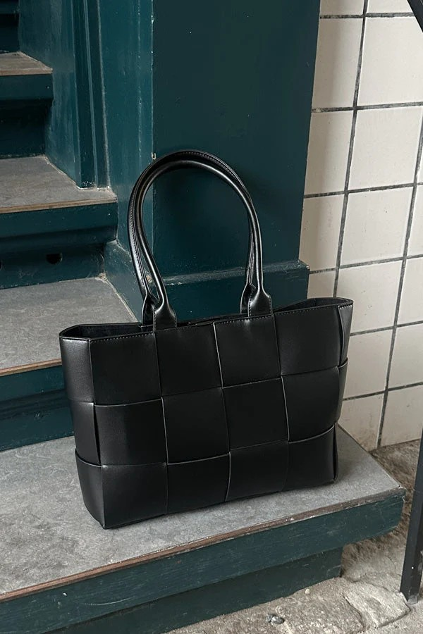 NOELLA Lizzie Bag Black